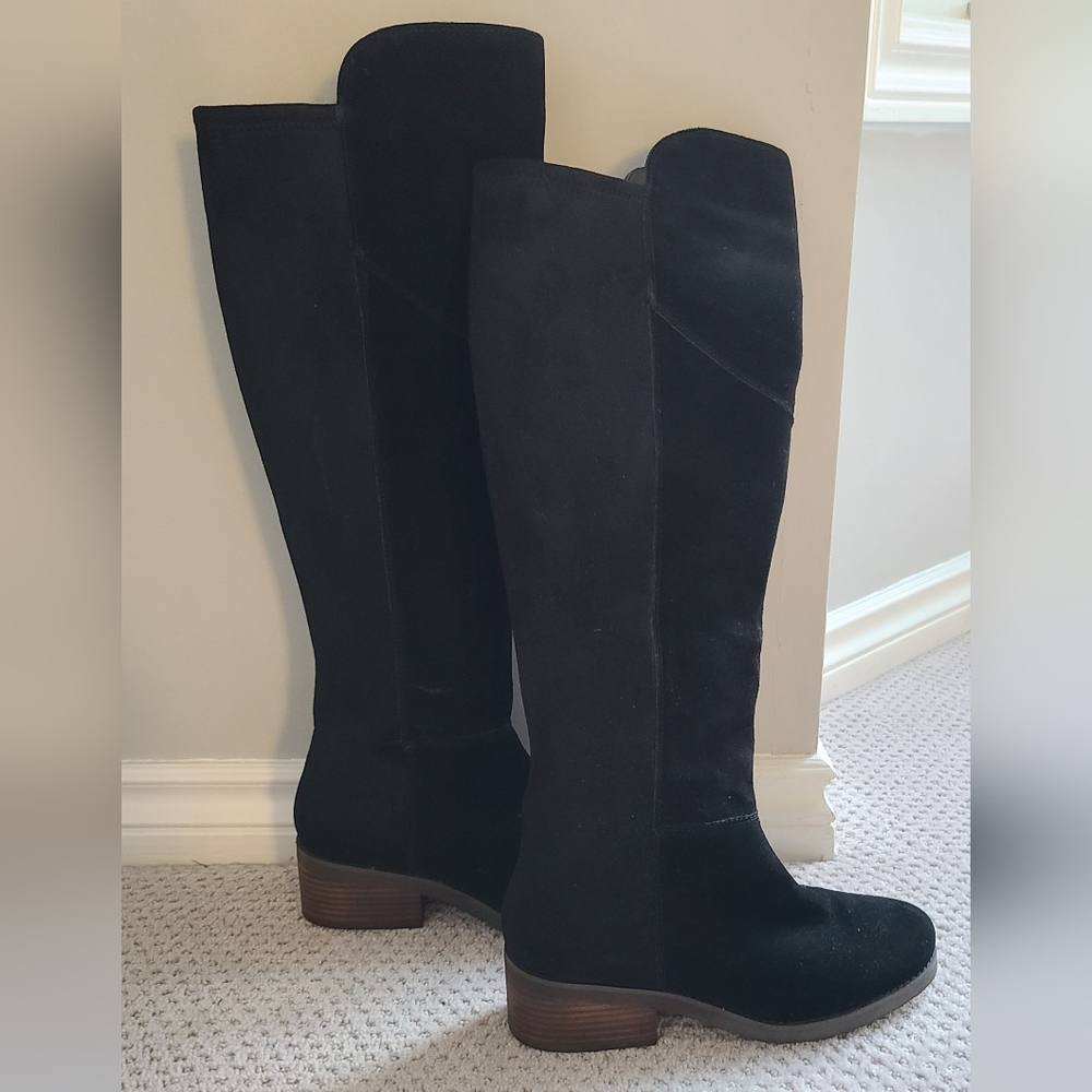 NWOT Lucky Brand black leather knee high boots. Size 7 - Picture 2 of 9